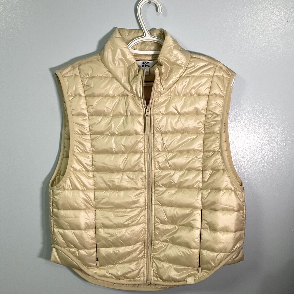 JoyLab Lightweight Quilted Puffer Vest in Light Beige/Cream